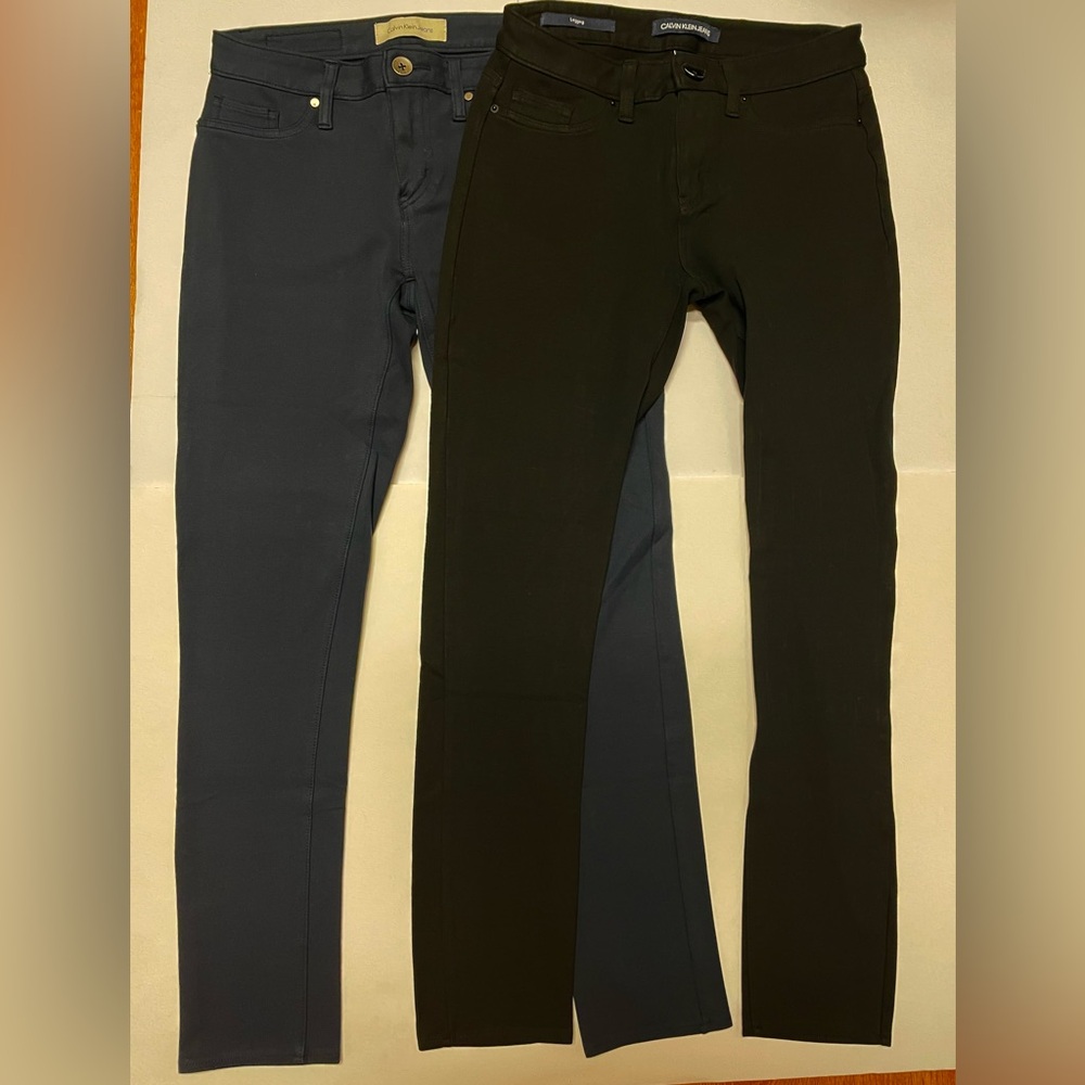Calvin Klein Jeans women’s legging Skinny Fit pants bundle of 2 blue and black 2